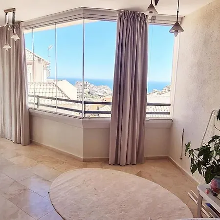 Luxury Penthouse With Sea&mountain Views & Hot Tub - Tranquility & Rest Appartement *